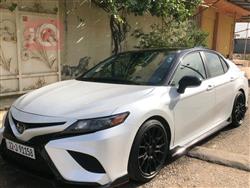 تۆیۆتا کامری